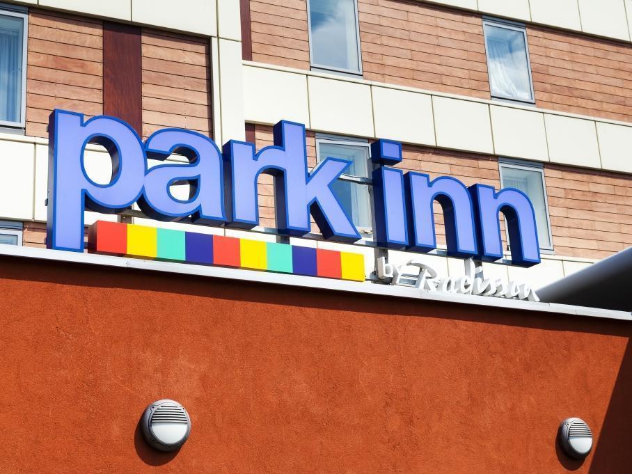 Park Inn By Radisson Peterborough Exterior photo